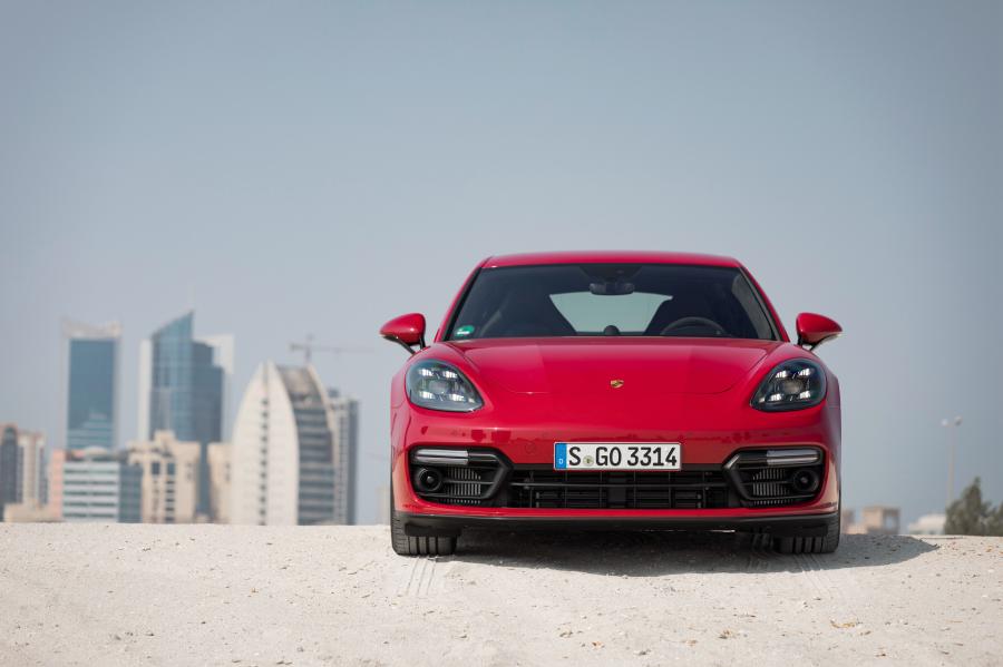  Porsche Panamera GTS (971) 2018 года  (WW) (фото 21 из 42)